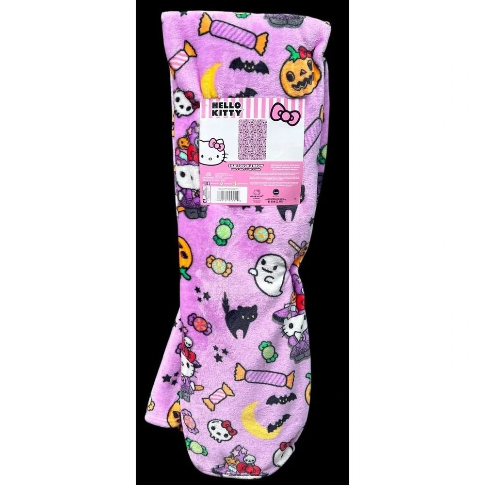 Hello Kitty Halloween Silk Touch Purple Throw Blanket Witchy Kitty 50 x 70 🎃